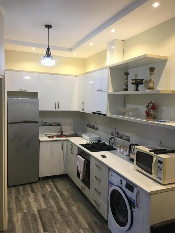 Apartment On Khimshiashvili 11A 巴统 外观 照片