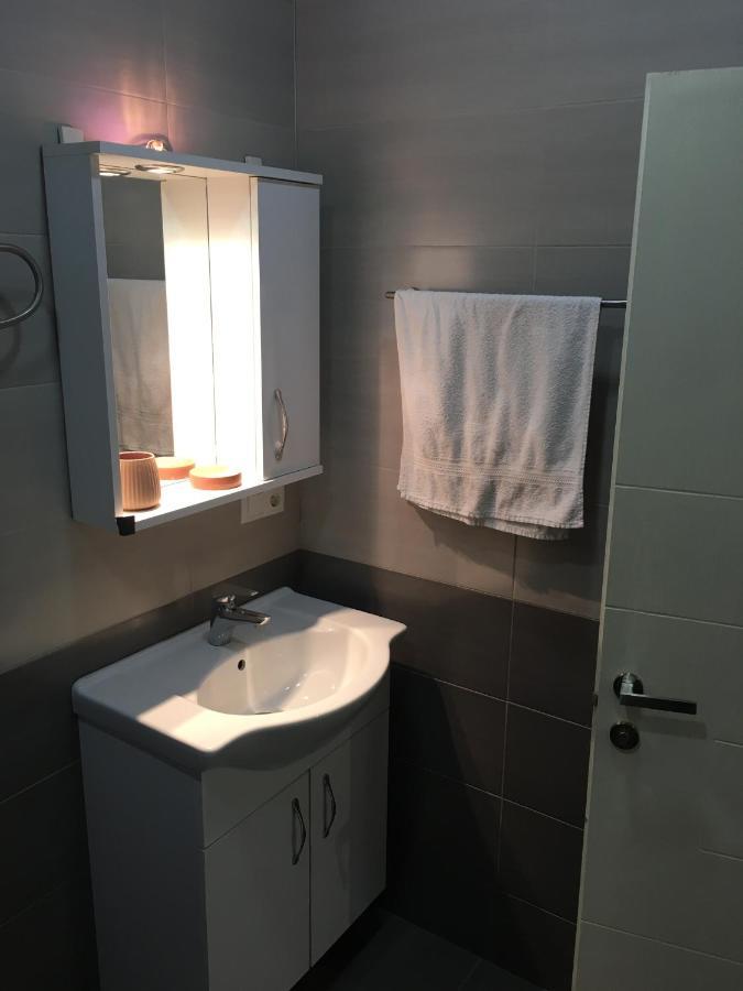 Apartment On Khimshiashvili 11A 巴统 外观 照片