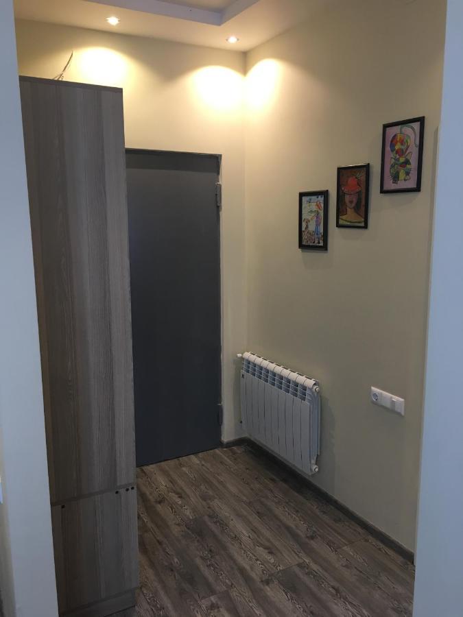 Apartment On Khimshiashvili 11A 巴统 外观 照片