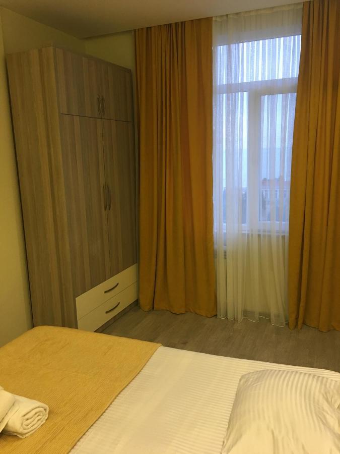 Apartment On Khimshiashvili 11A 巴统 外观 照片